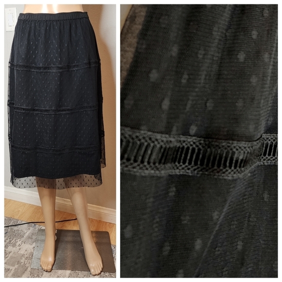 Downeast Mesh Overlay Polka Dot Lace Inset Pull On Skirt Size Small - Picture 1 of 16